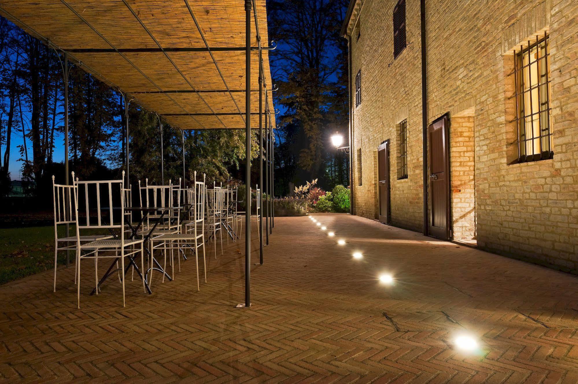 Locanda Del Re Guerriero San Pietro in Cerro Exterior photo